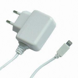Сетевое зарядное устройство 1A Lightning для iPhone 5