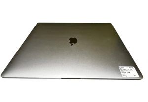 Ноутбук Apple MacBook Pro 15" 2018 A1990 32/256/i7(2.2) 555X 4GB 6970 (MR932) Уцінка