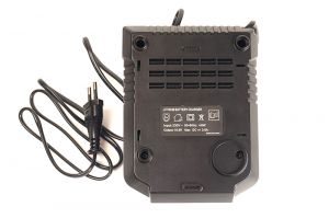 Зарядное устройство PowerPlant для шуруповертов и электроинструментов BOSCH GD-BOS-12V TB920556