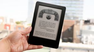Электронная книга Amazon Kindle 6 Wi-Fi, 4 GB, 6" Touchscreen Display (Certified Refurbished)