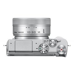 Цифровой фотоаппарат Nikon 1 J5 +10-30mm PD-Zoom Kit White (VVA242K001)