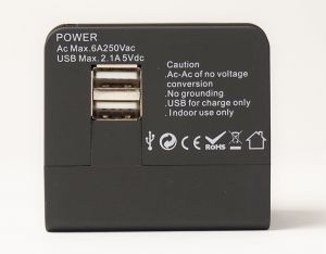 Универсальный дорожный сетевой переходник PowerPlant c USB 220V 6A DV00DV5067