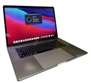 Ноутбук Apple MacBook Pro 15" 2018 A1990 32/256/i7(2.2) 555X 4GB 4335-2 (MR932LL/A) Уцінка