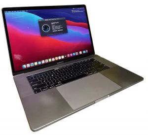 Ноутбук Apple MacBook Pro 15" 2018 A1990 32/256/i7(2.2) 555X 4GB 5047-1 (MR932LL/A) Уцінка