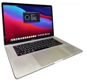 Ноутбук Apple MacBook Pro 15" 2018 A1990 16/256/i7(2.2) 555X 4GB 6335 (MR962) Уцінка