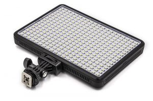 Накамерный свет PowerPlant LED 320l LED320I