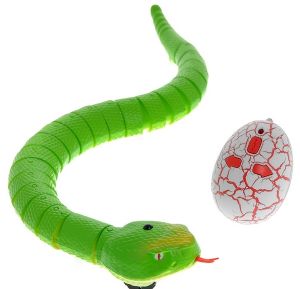 Змея на и/к управлении Rattle snake (зеленая)