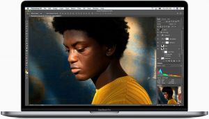 Ноутбук Apple MacBook Pro 15" Silver 2018 32/512/i7(2.2) 555X 4GB (MR962) Open Box