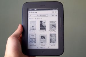 Электронная книга Barnes&Noble Nook The Simple Touch Reader BNRV300 NEW
