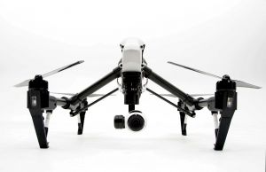 Квадрокоптер DJI Inspire 1 с 4K видеокамерой (1 пульт)
