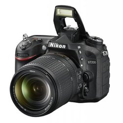 Цифровой фотоаппарат Nikon D7200 + 18-140 VR (VBA450K002)