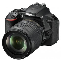 Зеркальный фотоаппарат Nikon D5600 kit (18-105mm VR)