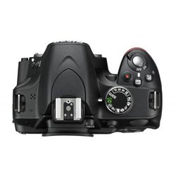 Цифровой фотоаппарат Nikon D3200 kit 18-55VRII + SLR Shoulder Bag (VBA330KV08)